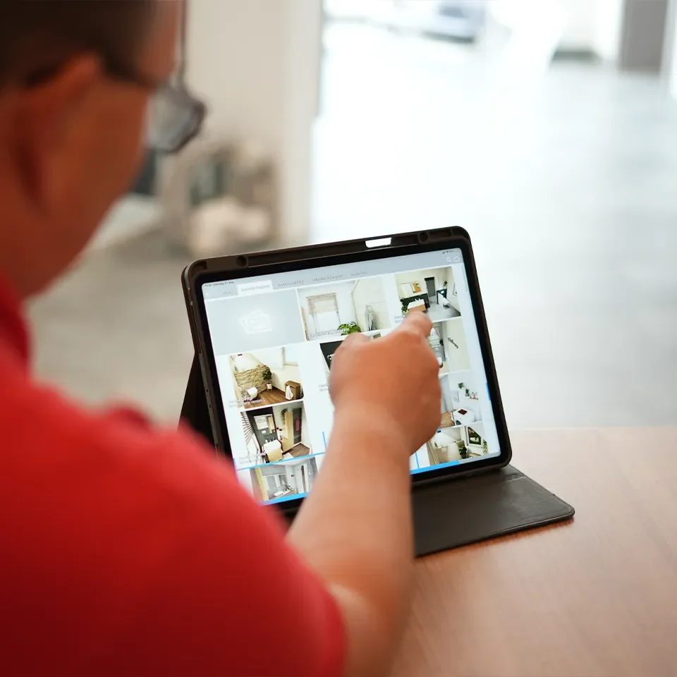 Technische Planung auf Tablet